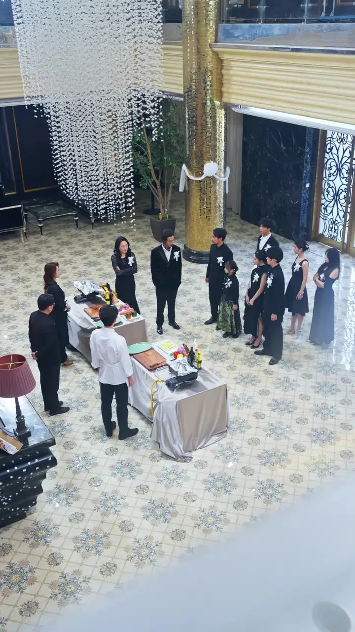 Episode Cover