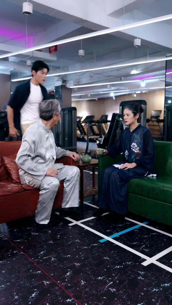 Episode Cover
