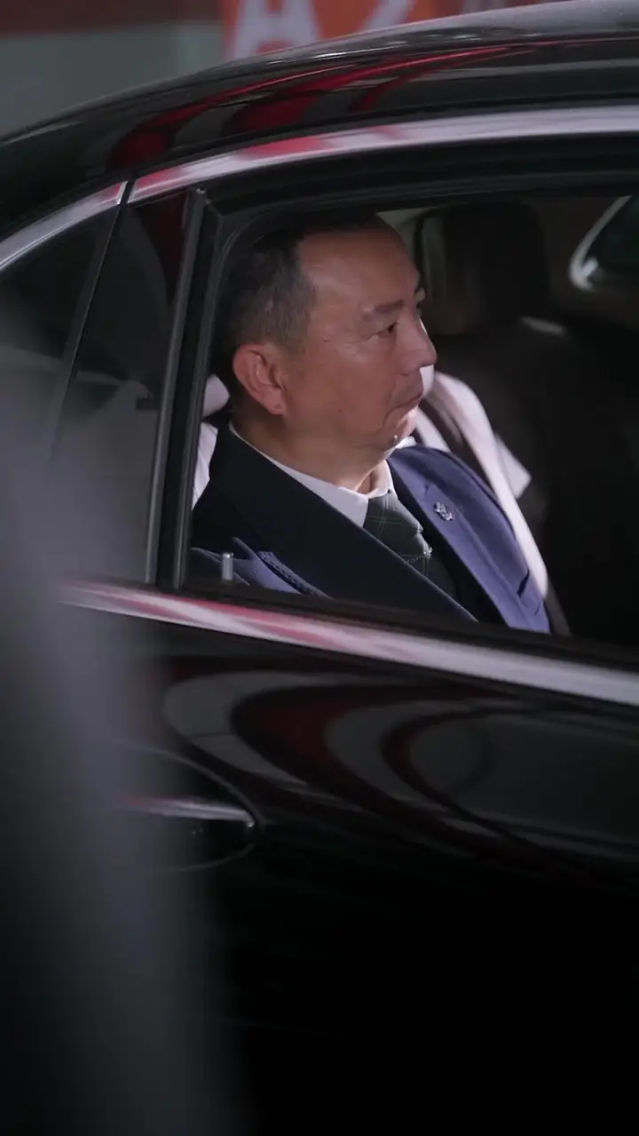 Episode Cover