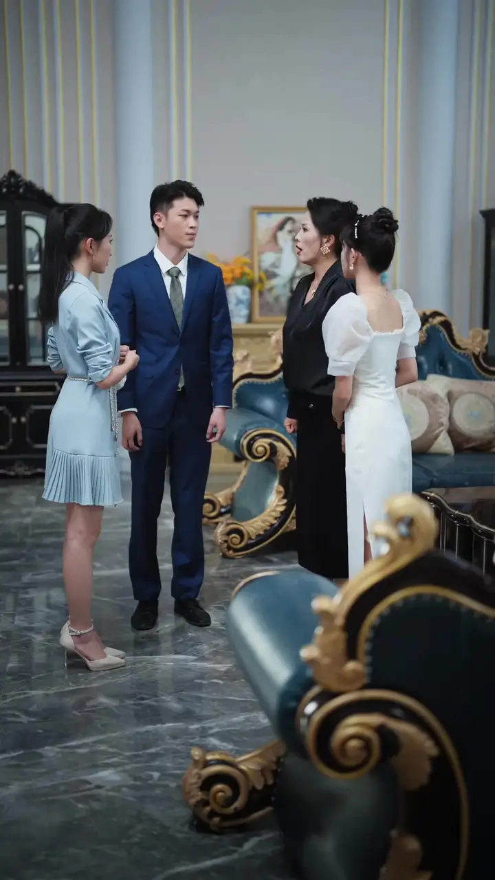 Episode Cover