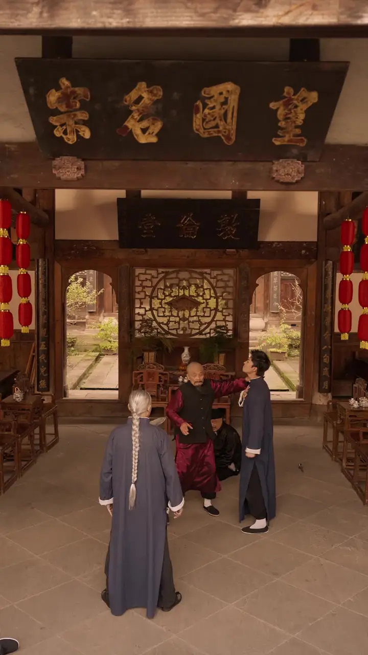 Episode Cover