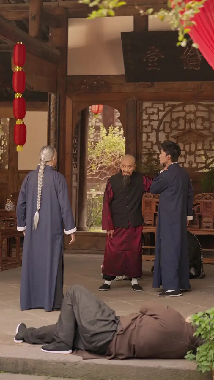 Episode Cover