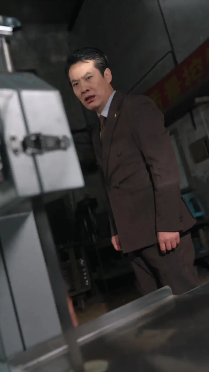 Episode Cover