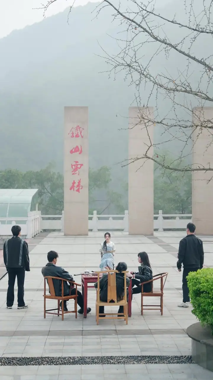 Episode Cover