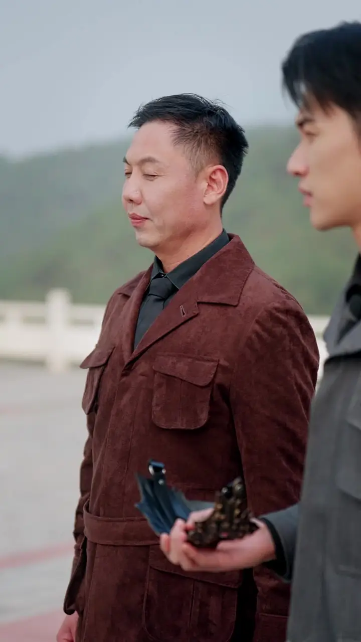 Episode Cover